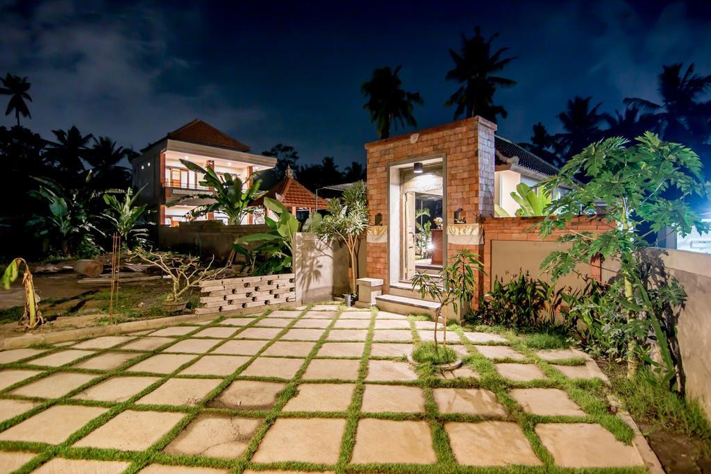 Umah Dangin Guest House Ubud Extérieur photo