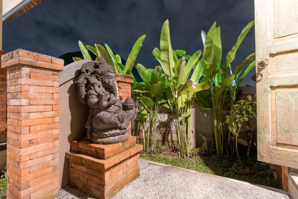 Umah Dangin Guest House Ubud Extérieur photo