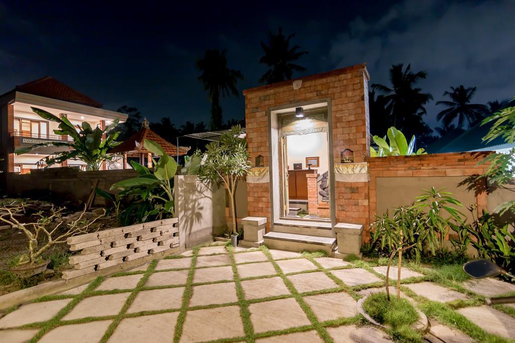 Umah Dangin Guest House Ubud Extérieur photo