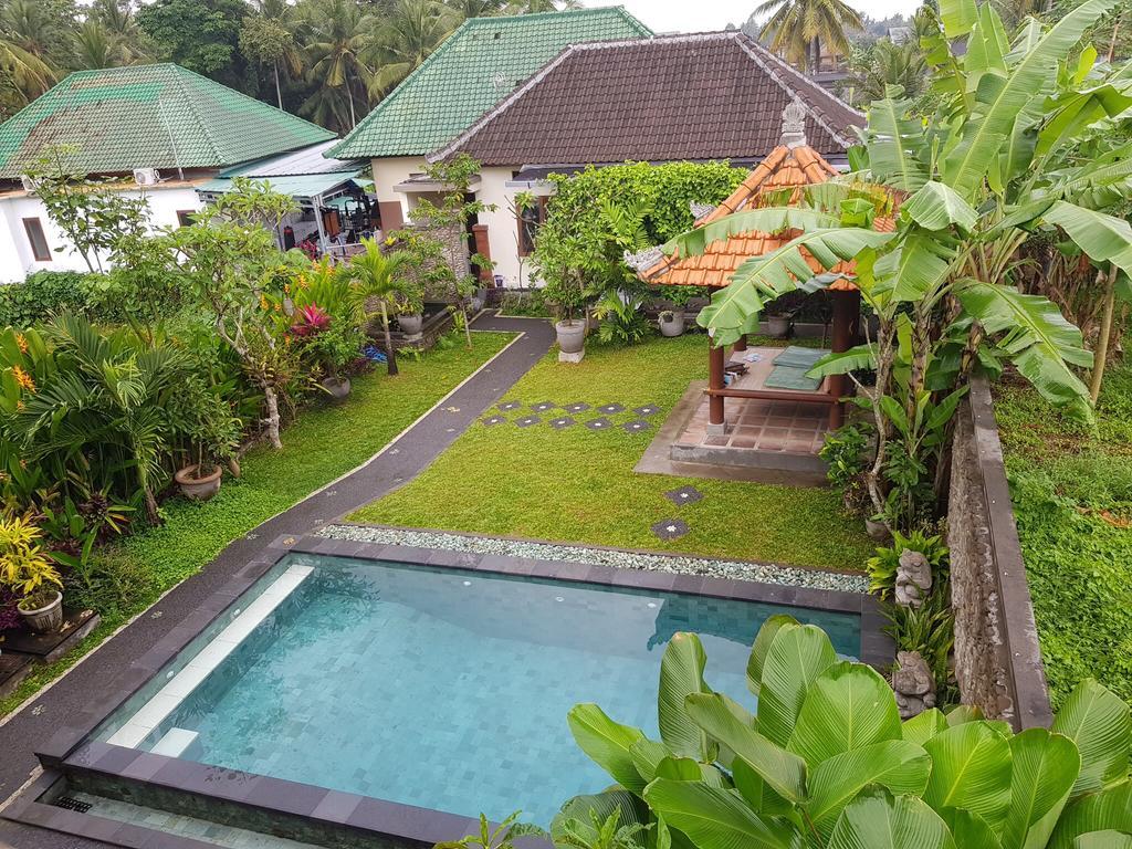 Umah Dangin Guest House Ubud Extérieur photo